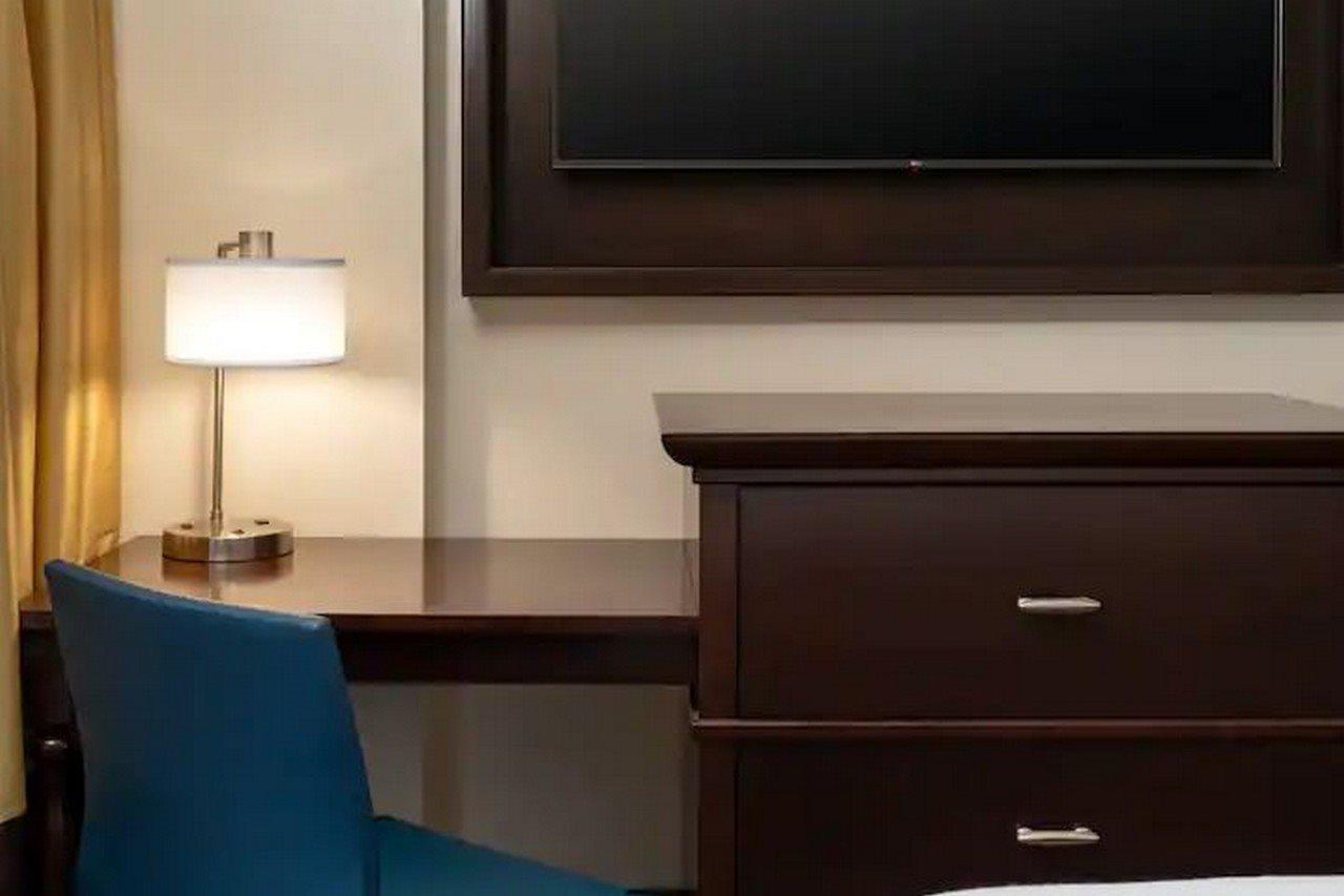 Embassy Suites By Hilton New Orleans Convention Center Екстериор снимка