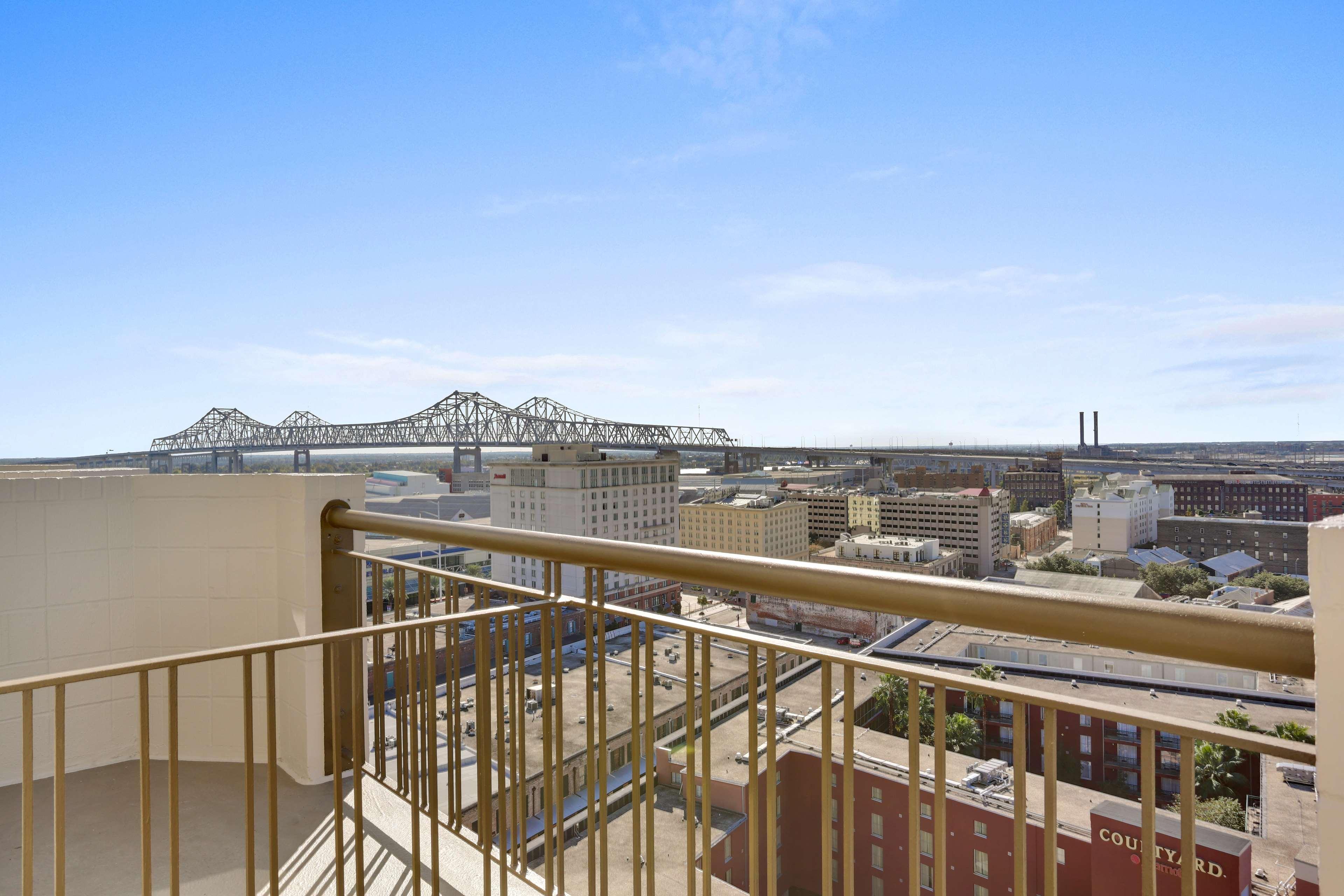 Embassy Suites By Hilton New Orleans Convention Center Екстериор снимка