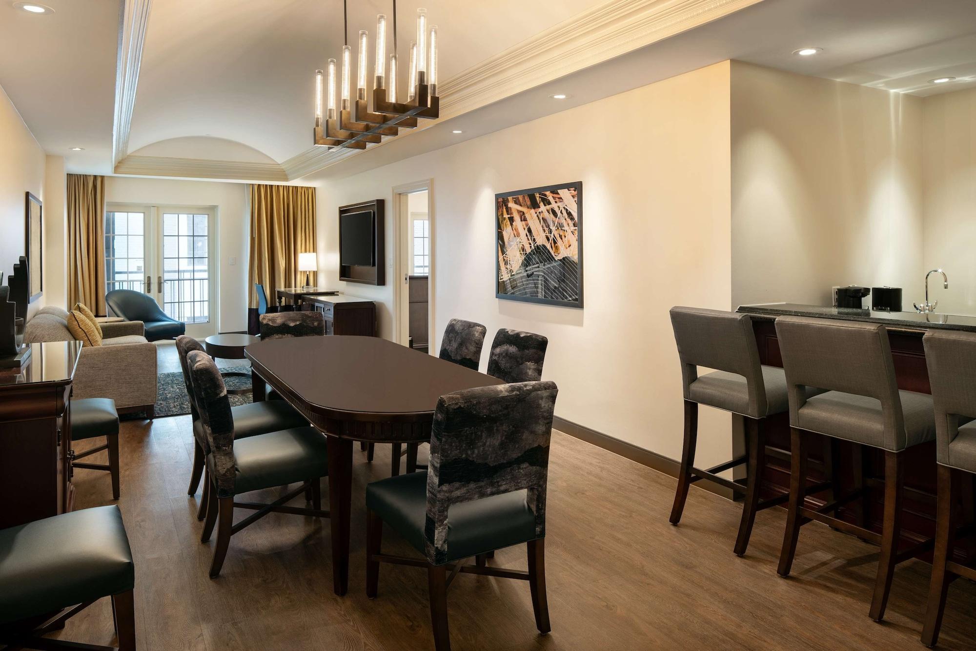 Embassy Suites By Hilton New Orleans Convention Center Екстериор снимка