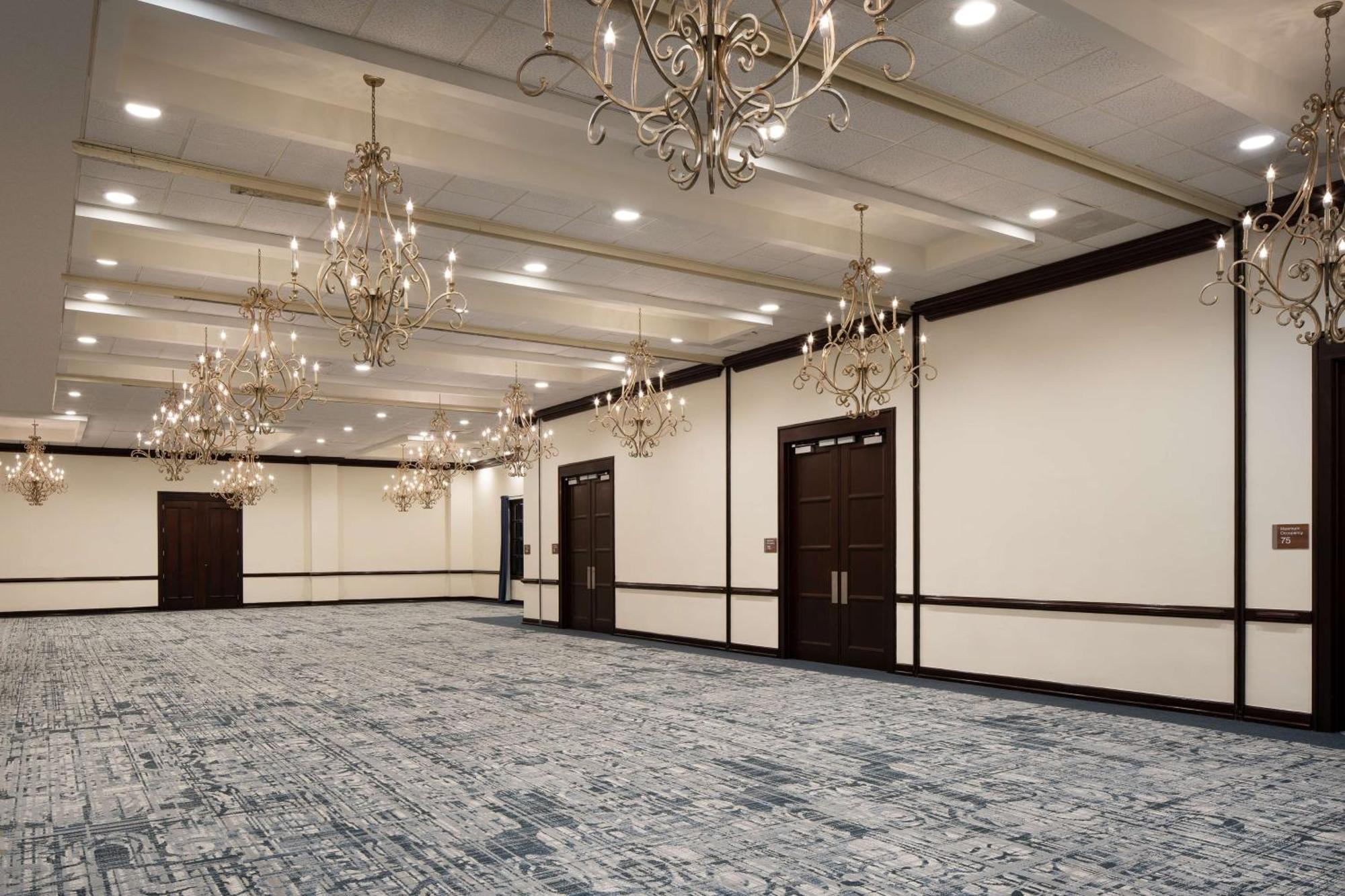 Embassy Suites By Hilton New Orleans Convention Center Екстериор снимка